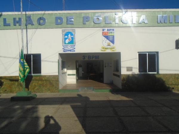 Homem tem motocicleta tomada de assalto no bairro Catumbi