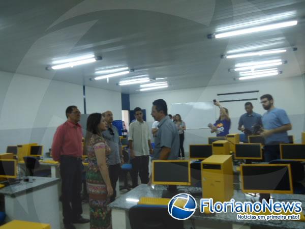 Rejane Dias visita instala&ccedil;&otilde;es do Centro de Educa&ccedil;&atilde;o Profissionalizante de Floriano.(Imagem:FlorianoNews)