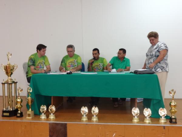 Escola de Samba Rosa de Ouro &eacute; campe&atilde; do Carnaval Campe&atilde;o de Floriano(Imagem:FlorianoNews)