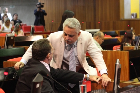 Oposição quer tomada de contas especial do TCE em empréstimo