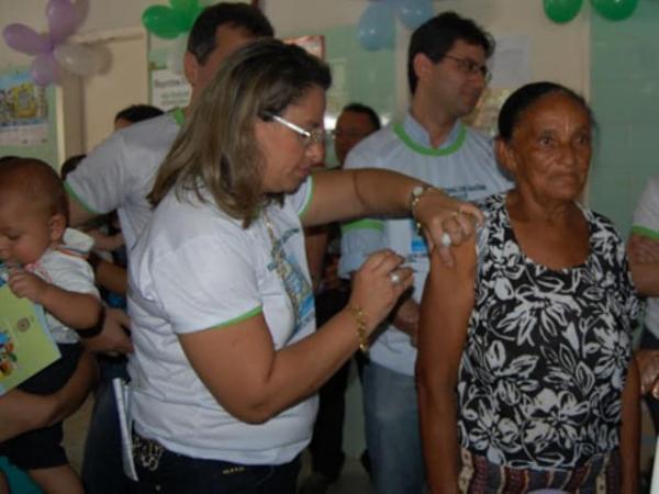 Campanha de Multivacinação é aberta em Floriano