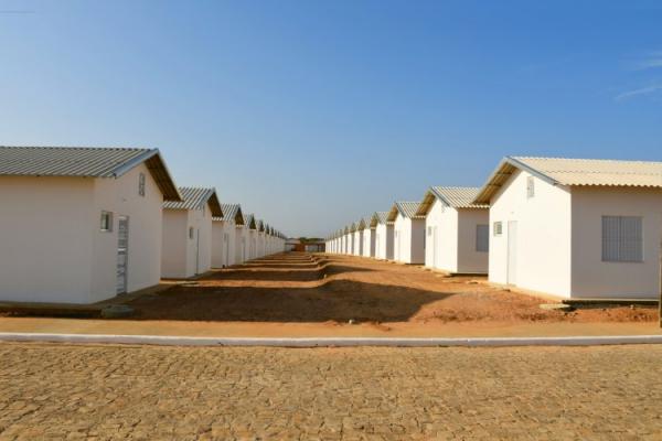 Prefeitura de Floriano entrega 72 casas no Residencial Cajueiro II e anuncia mais 150 unidades.(Imagem:Secom)