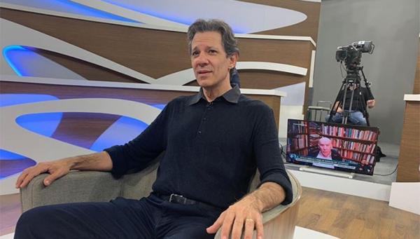 ´Bolsonaro diz que está tomando vermífugo. Isso pode matá-lo´, diz Haddad