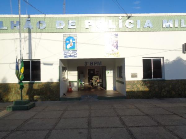 Vítima de furto persegue criminoso e ajuda PM a prender suspeito em Floriano