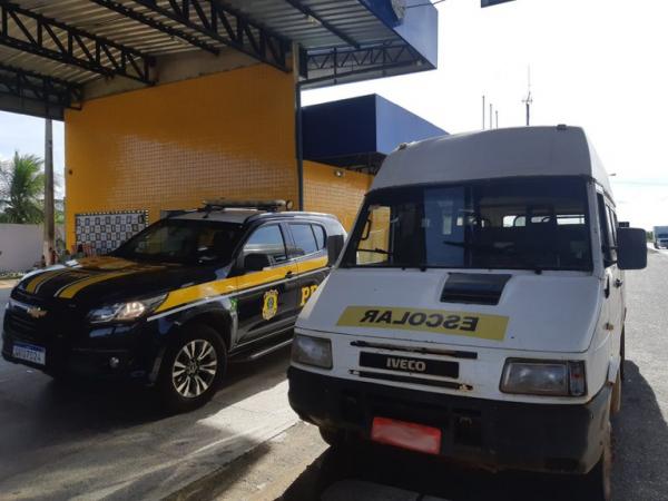 Motorista é flagrado conduzindo transporte escolar com irregularidades no Piauí
