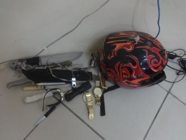 Polícia Militar prende acusado de praticar assaltos em Floriano