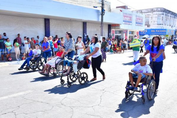 Desfile C&iacute;vico marca as comemora&ccedil;&otilde;es pela Independ&ecirc;ncia do Brasil em Floriano.(Imagem:Secom)