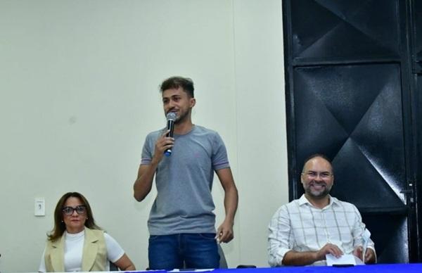 Educa&ccedil;&atilde;o promove aul&atilde;o 