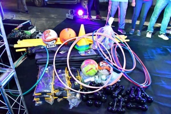 kits do Programa de Incentivo &agrave; Atividade F&iacute;sica(Imagem:Secom)