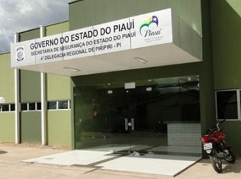 Presos serram ferrolhos, fogem de cadeia de Piripiri e delegado desabafa