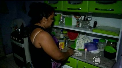 Sem energia há cinco dias, moradores acumulam prejuízos em povoado