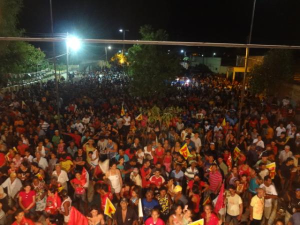 Coliga&ccedil;&atilde;o: Unidos Por Bar&atilde;o(Imagem:FlorianoNews)