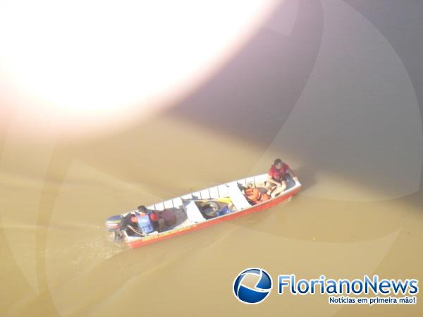 Jovem que pulou da ponte em Floriano ainda n&atilde;o foi encontrada. (Imagem:FlorianoNews)