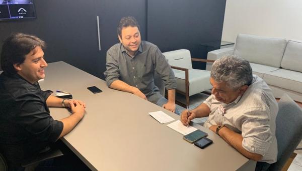 José Ferreira se filia ao PDT e concorrerá a vaga na Câmara de Teresina