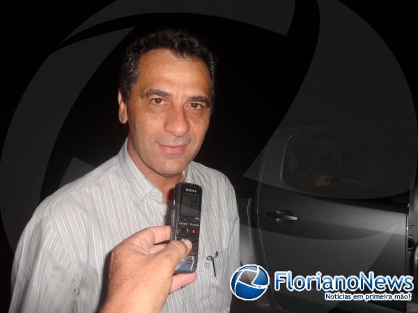 Prefeito Gilberto J&uacute;nior (Imagem:FlorianoNews)