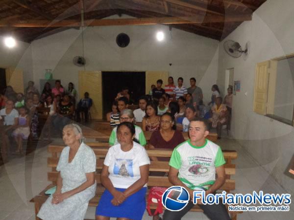 Renova&ccedil;&atilde;o Carim&aacute;stica realiza IX Congresso de Ora&ccedil;&atilde;o em Floriano.(Imagem:FlorianoNews)