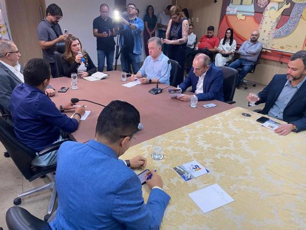 Reitora da UFPI convoca bancada federal do Piauí e cobra maior aporte de recursos