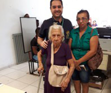 Eleitora de 113 anos realiza recadastramento biométrico no PI