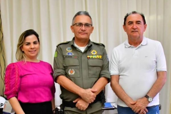 Prefeito de Floriano e Comandante do 3° BPM se reúnem para fortalecer policiamento na região