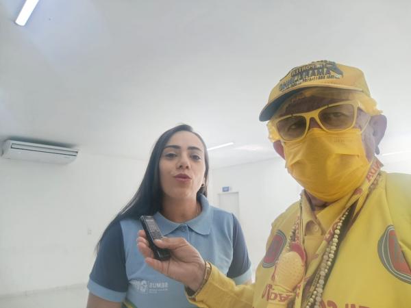Fabr&iacute;cia Fernandes, secret&aacute;ria de Sa&uacute;de de Bar&atilde;o de Graja&uacute;. (Imagem:FlorianoNews)