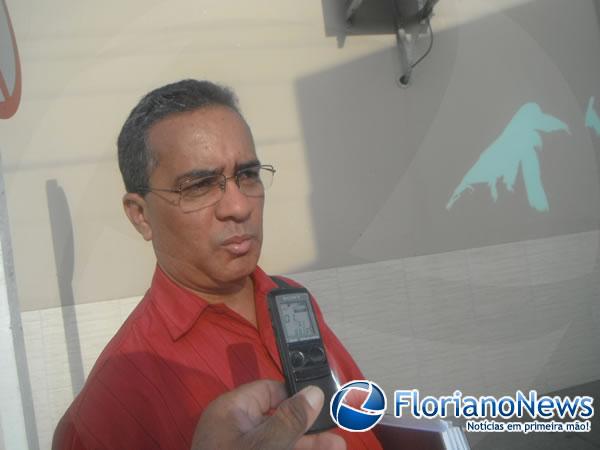 Representante do Sicom&eacute;rcio.(Imagem:FlorianoNews)