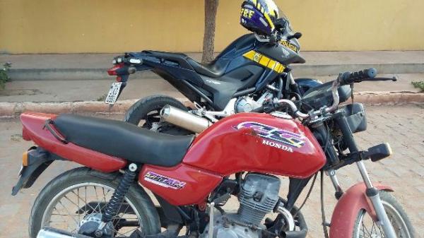 Em uma tarde, motociclistas da PRF recuperam dois veículos roubados em Marcolândia/PI