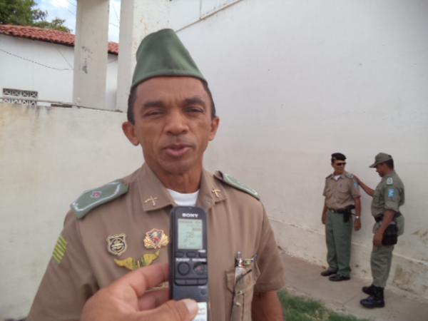 2º Tenente da PM é nobilitado com medalha de Honra ao Mérito