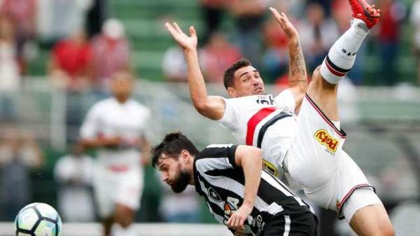 Ufa! São Paulo se livra do rebaixamento e segue na Série A em 2018