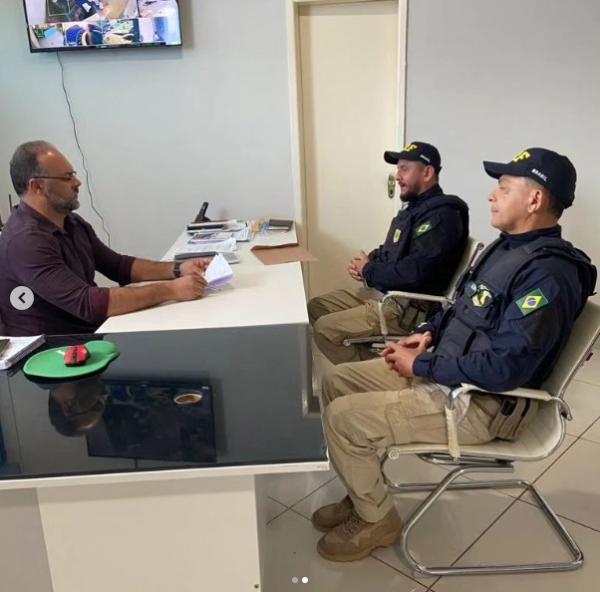 Vereador Joab Curvina &eacute; convidado pela PRF para o lan&ccedil;amento da Semana Nacional de Tr&acirc;nsito.(Imagem:Reprodu&ccedil;&atilde;o/Instagram)
