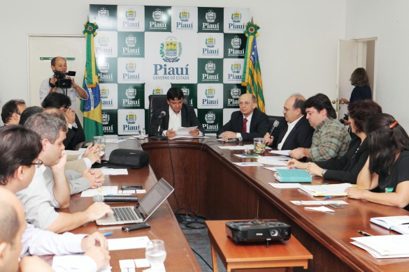 Governador recebe empresários do setor florestal