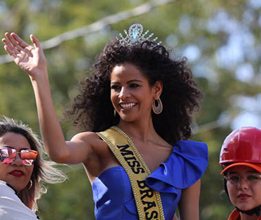 Miss Brasil diz que se inspira em Lais Ribeiro e não vai se abalar com ataques