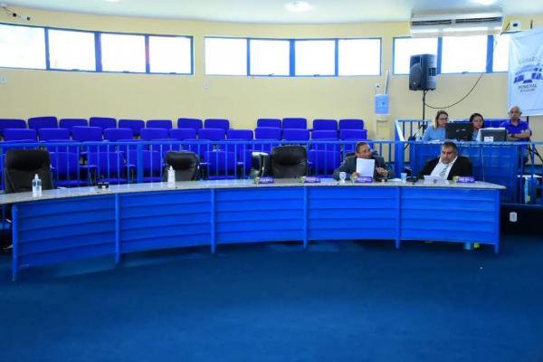 Câmara Municipal de Floriano abre o ciclo de sessões da segunda quinzena de abril(Imagem:CMF)