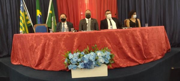 Advogados s&atilde;o homenageados em sess&atilde;o solene na C&acirc;mara Municipal de Floriano(Imagem:FlorianoNews)