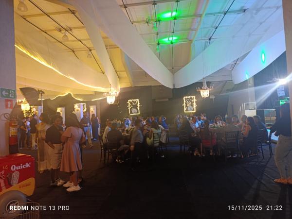  &Oacute;ticas Piau&iacute; celebra 30 anos com confraterniza&ccedil;&atilde;o especial em Floriano(Imagem:FlorianoNews)