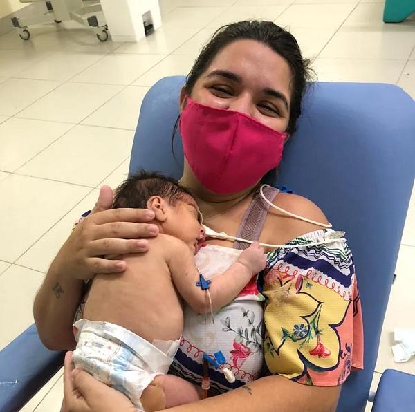 Mãe cria campanha para salvar o filho de dois anos que precisa de tratamento de R$ 500 mil nos EUA