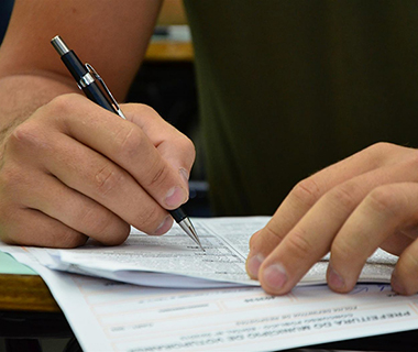 Prefeitura e Câmara do MA prorrogam concurso: salário até R$ 5 mil