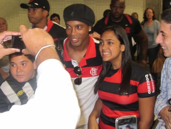 Antes de ir à Bolívia, Fla chega a São Paulo com lei do silêncio parcial