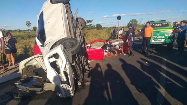  Beb&ecirc; e mais tr&ecirc;s pessoas ficaram feridos na Avenida Poty, em Teresina.(Imagem:Pedro Vitor/g1 Piau&iacute; )