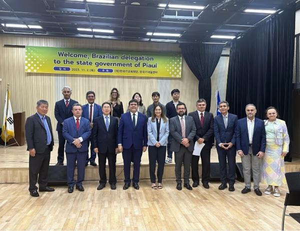 Piauí terá parceria com escolas técnicas coreanas na área de tecnologia da informação