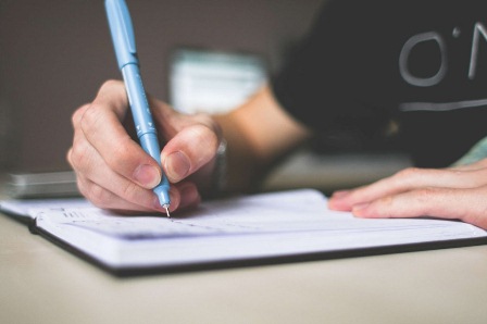 Cursos online podem ajudar nos estudos preparatórios para o ENEM 2018
