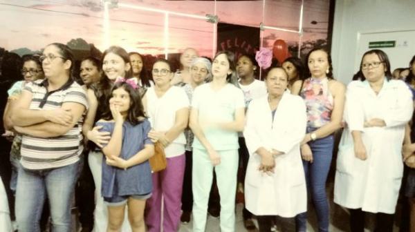 Dire&ccedil;&atilde;o Hospital Regional de Floriano presta homenagem &agrave;s m&atilde;es.(Imagem:FlorianoNews)
