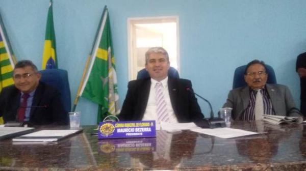 Projeto de doação de terreno é retirado de pauta após questionamentos da oposição na Câmara