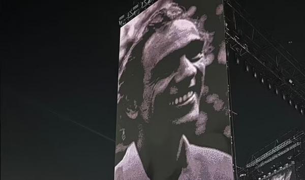 Foto de Betinho exibida nos testes dos tel&otilde;es da Celebration Tour de Madonna, no Rio.(Imagem:Reprodu&ccedil;&atilde;o)