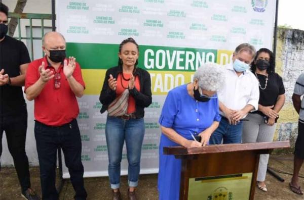 Governo entrega uso de imóvel para catadores de materiais recicláveis