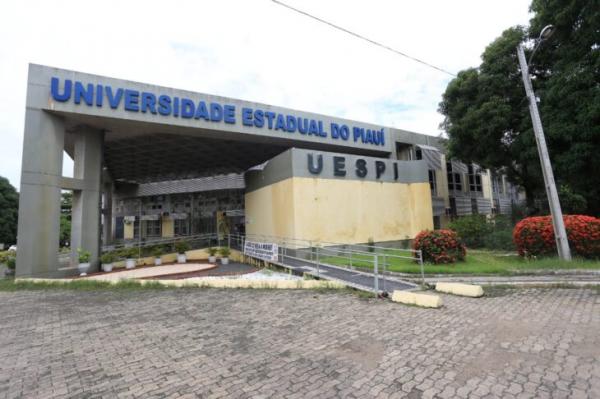 Egressos da UESPI se destacam no mercado de trabalho e em ações que ajudam a comunidade