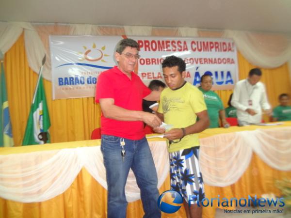 Fam&iacute;lias s&atilde;o beneficiadas com Agroamigo em Bar&atilde;o de Graja&uacute;.(Imagem:FN)