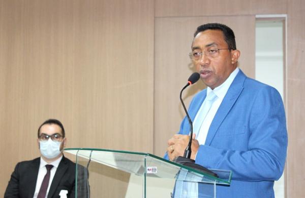 Prefeito de Floriano, Joel Rodrigues.(Imagem:Divulga&ccedil;&atilde;o)