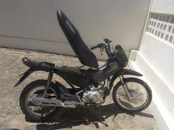 Perseguição resulta em recuperação de moto roubada em Floriano.(Imagem:FlorianoNews)