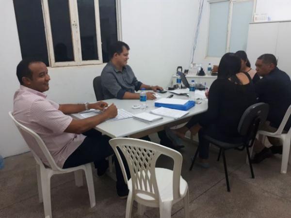 Reunião de diagnóstico marca transição de direção do Hospital de Floriano.(Imagem:Reprodução/Whats App)