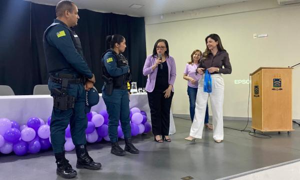  Patrulha Maria da Penha do 3&ordm; BPM participa de evento do Agosto Lil&aacute;s promovido pela UFPI em Floriano.(Imagem:Divulga&ccedil;&atilde;o/PM)